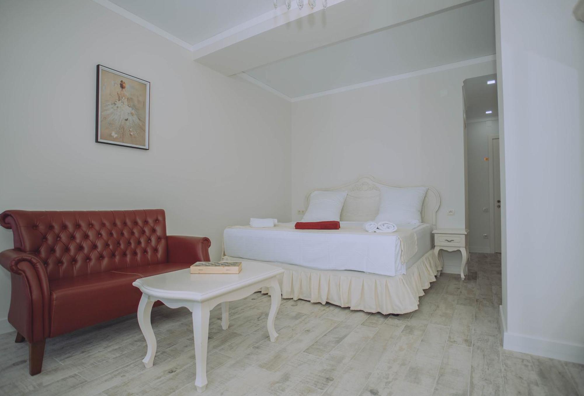 Royal Medis Hotel บาทูมิ ภายนอก รูปภาพ