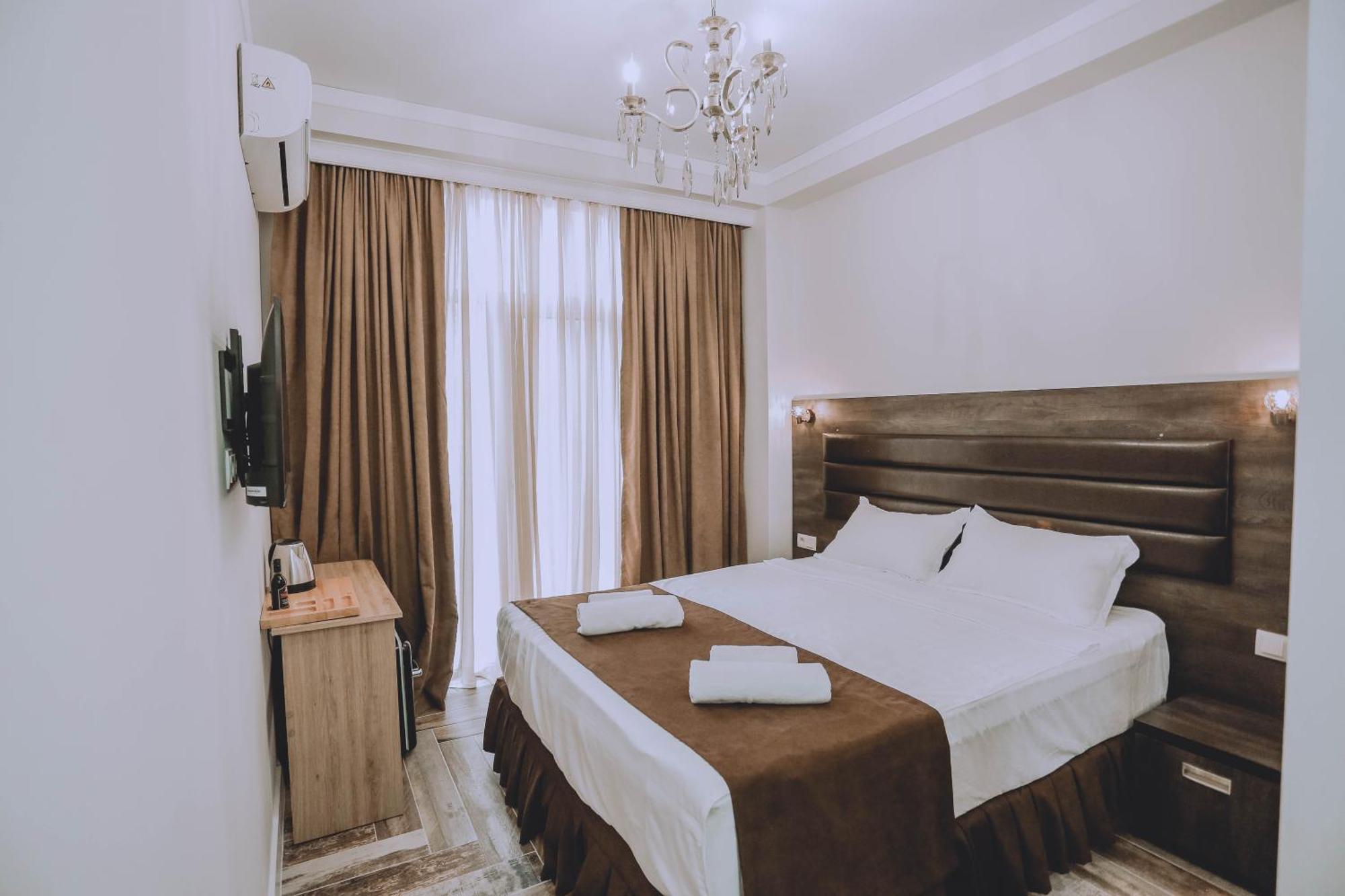 Royal Medis Hotel บาทูมิ ภายนอก รูปภาพ