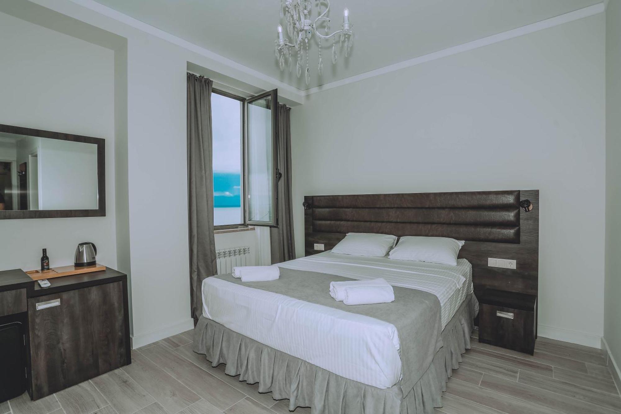Royal Medis Hotel บาทูมิ ภายนอก รูปภาพ