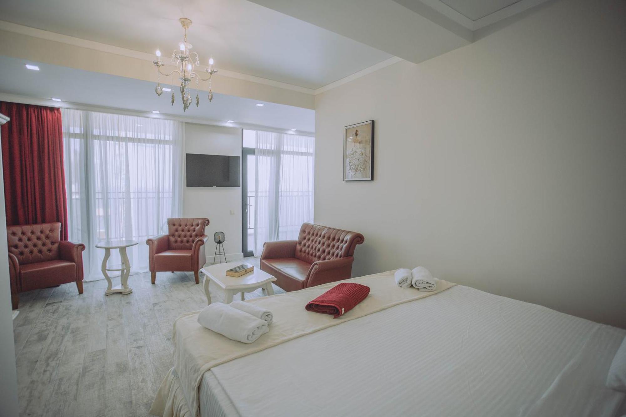 Royal Medis Hotel บาทูมิ ภายนอก รูปภาพ