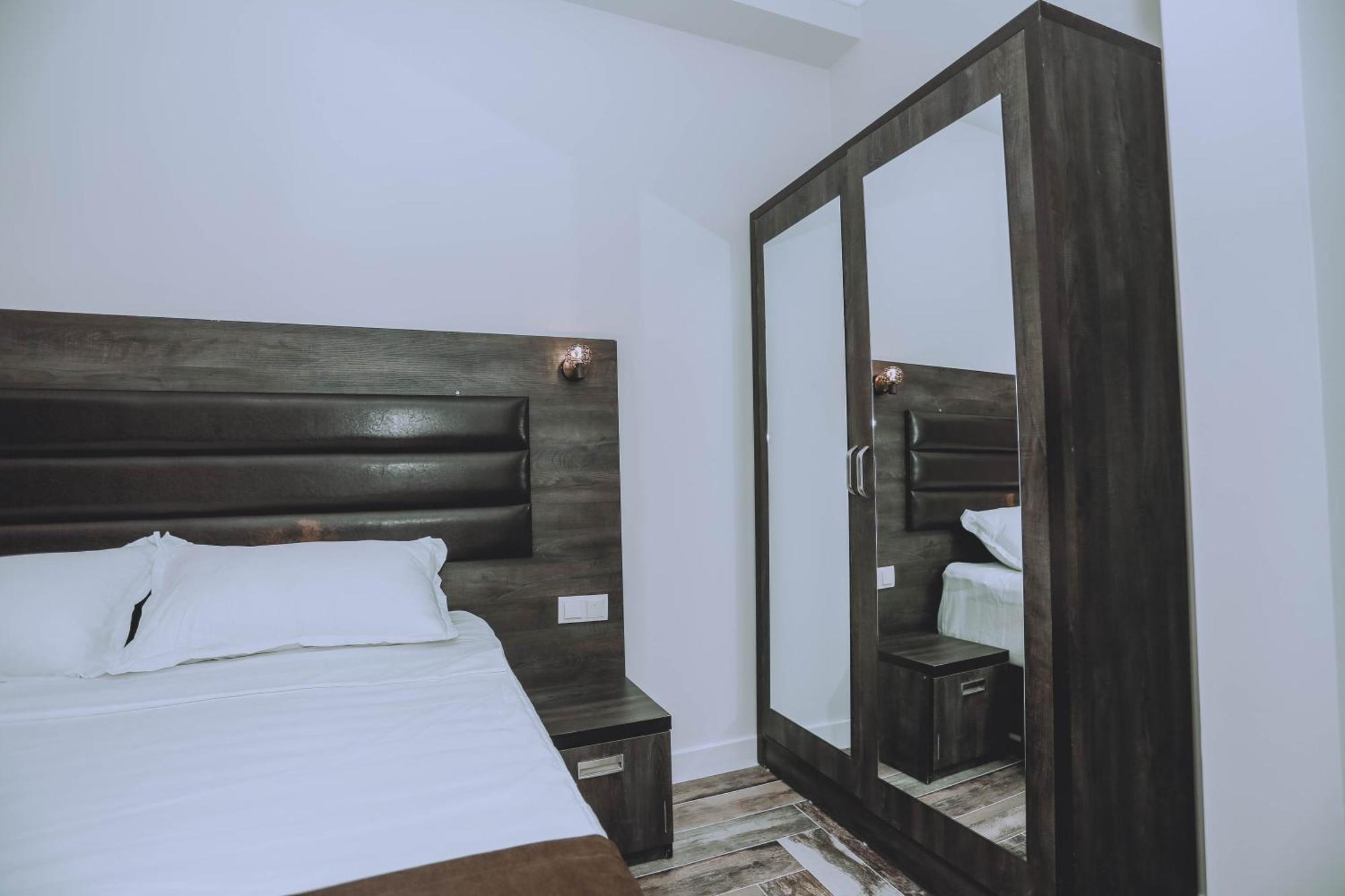 Royal Medis Hotel บาทูมิ ภายนอก รูปภาพ