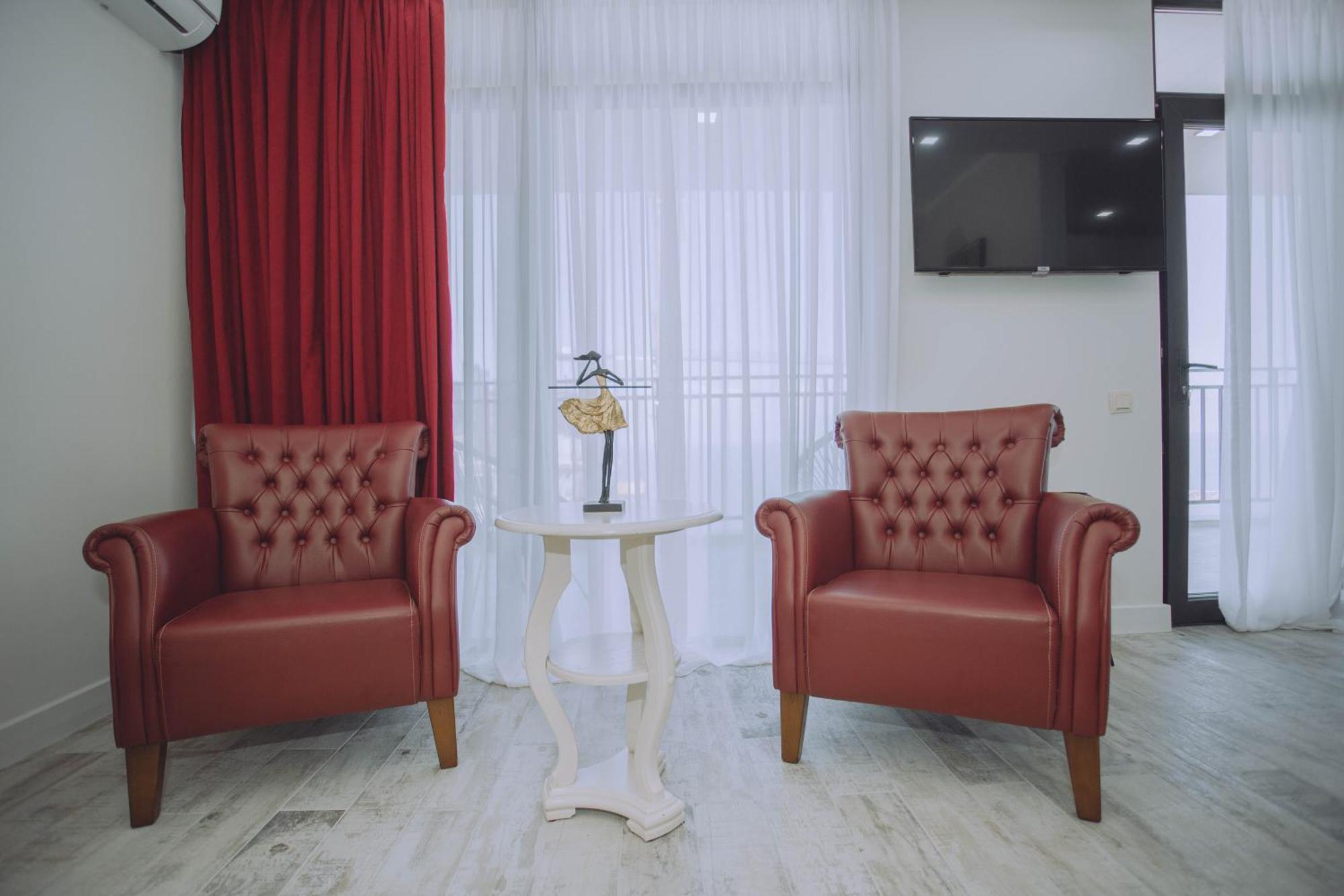 Royal Medis Hotel บาทูมิ ภายนอก รูปภาพ